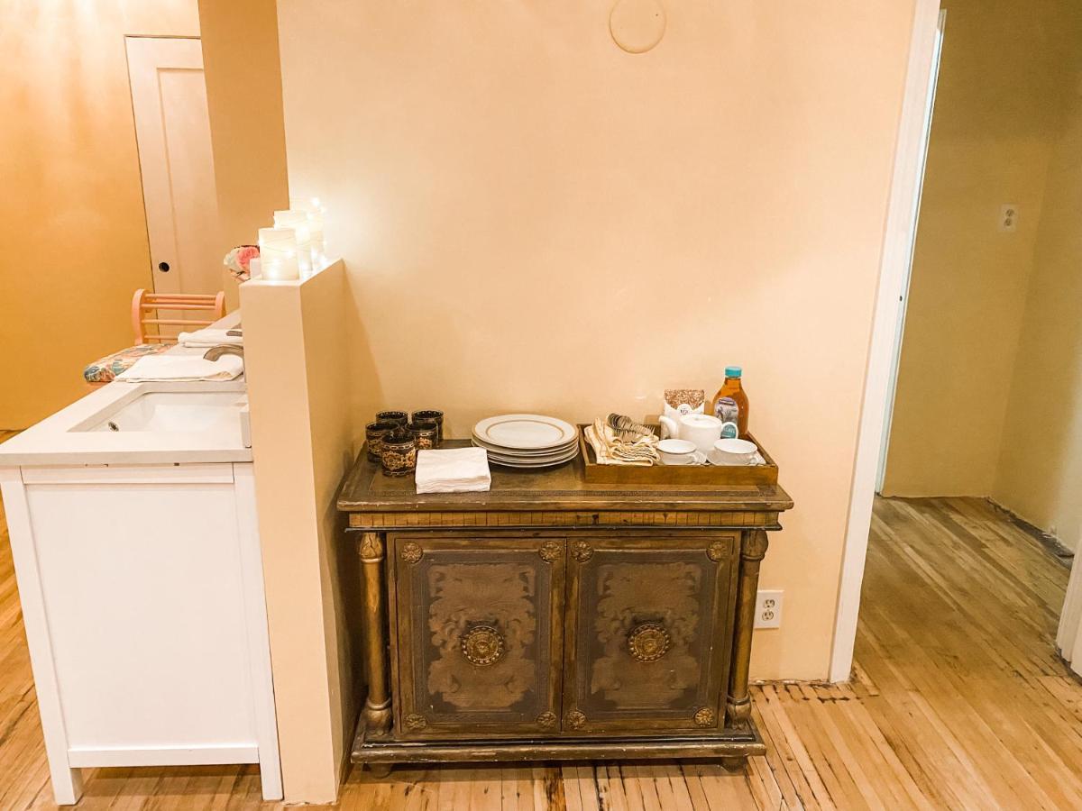 Island Girl Spa + Bed And Breakfast Λος Άντζελες Εξωτερικό φωτογραφία