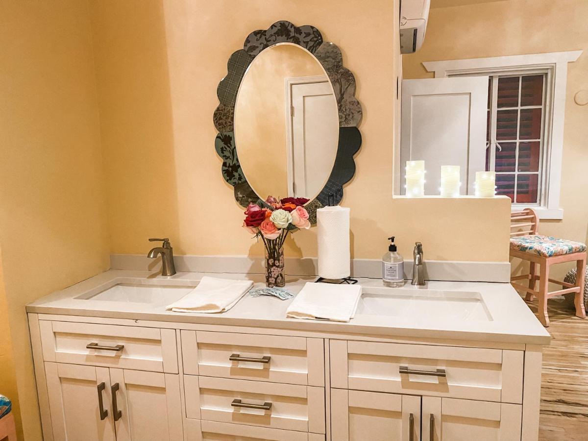 Island Girl Spa + Bed And Breakfast Λος Άντζελες Εξωτερικό φωτογραφία
